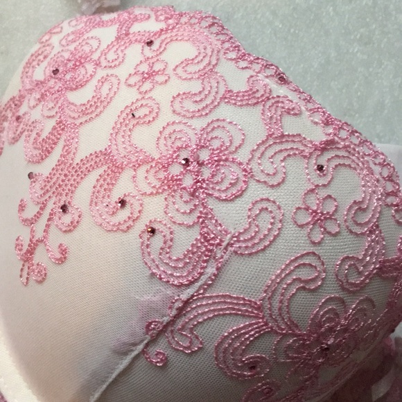 La Vie en Rose Bra - Picture 2 of 3